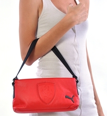 Bolsa Ferrari Clutch